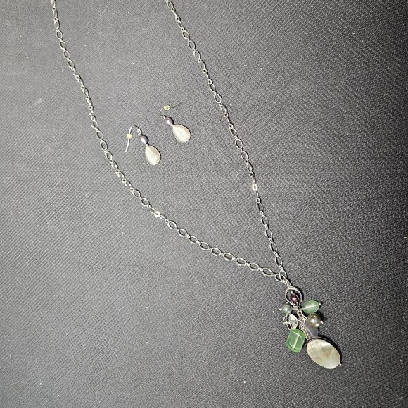 Lia Sophia Pistachio Convertible Necklace and Earring set - Picture 2 of 4